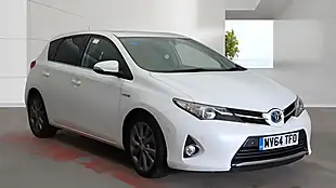 Used 2014 Toyota Auris Excel White - Interior and Exterior details 10