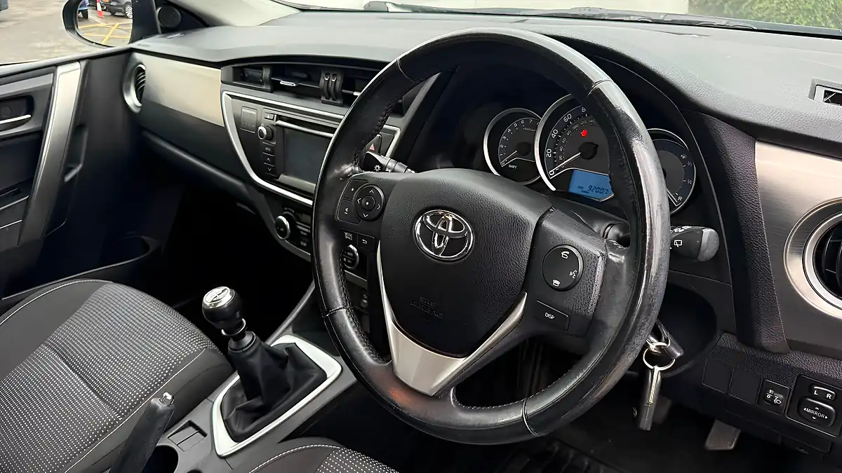 Used 2014 Toyota Auris Icon Black - Interior and Exterior details 14