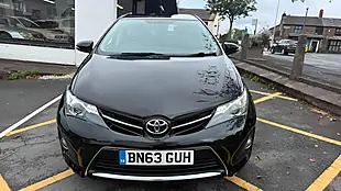 Used 2014 Toyota Auris Icon Black - Interior and Exterior details 2