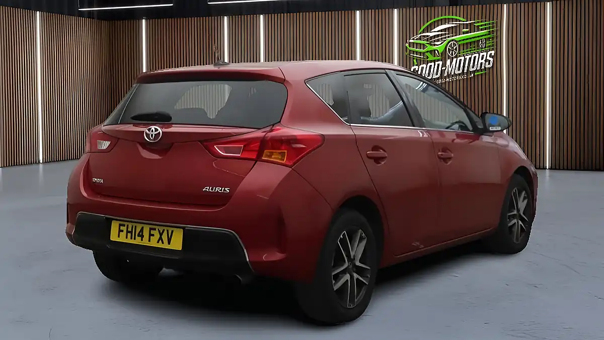 Used 2014 Toyota Auris Icon Plus Red - Interior and Exterior details 7