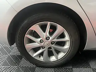 Used 2014 Toyota Auris Icon Silver - Interior and Exterior details 13
