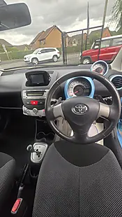 Used 2014 Toyota Aygo Ice Blue - Interior and Exterior details 6