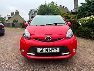 Used 2014 Toyota Aygo Mode Multicolour - Interior and Exterior details 7