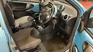 Used 2014 Toyota Aygo Move Blue - Interior and Exterior details 13