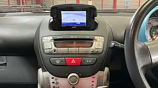Used 2014 Toyota Aygo Move Blue - Interior and Exterior details 5