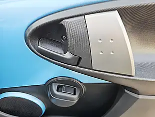Used 2014 Toyota Aygo Move Blue - Interior and Exterior details 15