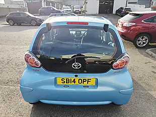 Used 2014 Toyota Aygo Move Blue - Interior and Exterior details 4