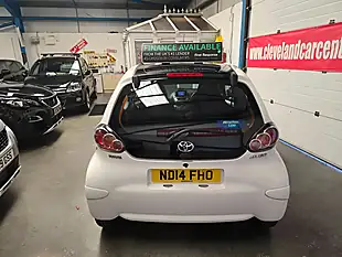 Used 2014 Toyota Aygo Move White - Interior and Exterior details 13