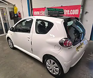 Used 2014 Toyota Aygo Move White - Interior and Exterior details 14