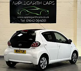 Used 2014 Toyota Aygo Move White - Interior and Exterior details 3