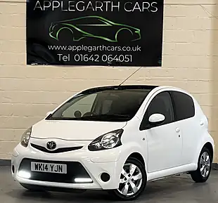 Used 2014 Toyota Aygo Move White - Interior and Exterior details 5