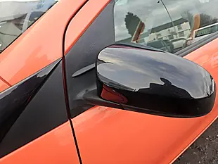 Used 2014 Toyota Aygo X-Cite Orange - Interior and Exterior details 19