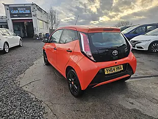Used 2014 Toyota Aygo X-Cite Orange - Interior and Exterior details 6