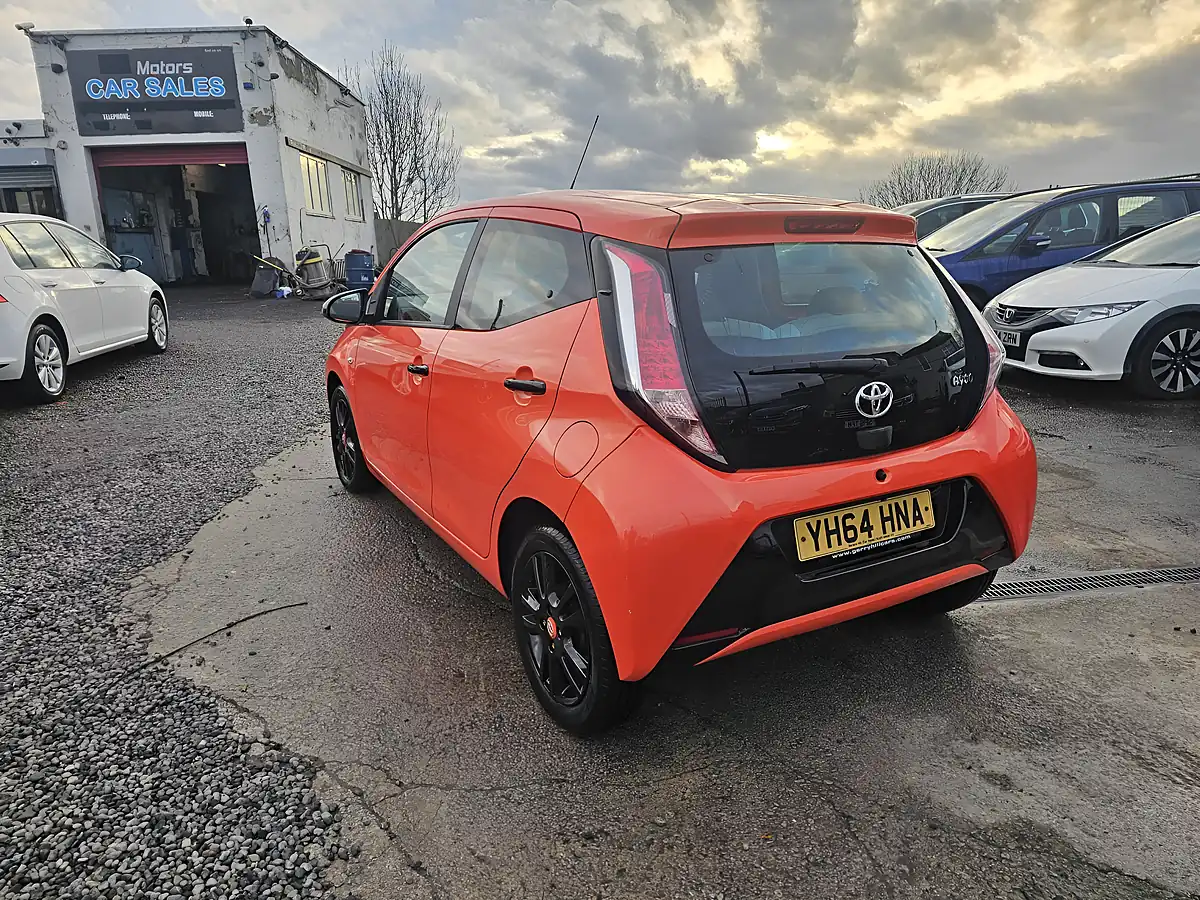 Used 2014 Toyota Aygo X-Cite Orange - Interior and Exterior details 6