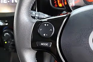 Used 2014 Toyota Aygo X-Cite Orange - Interior and Exterior details 14
