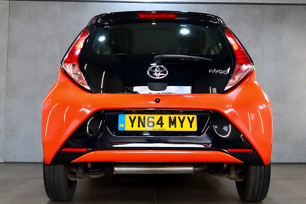 Used 2014 Toyota Aygo X-Cite Orange - Interior and Exterior details 16