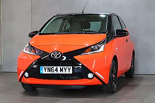 Used 2014 Toyota Aygo X-Cite Orange - Interior and Exterior details 18
