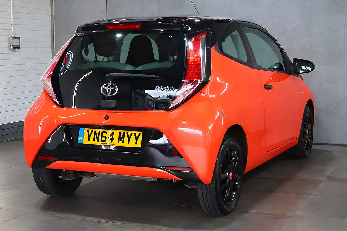 Used 2014 Toyota Aygo X-Cite Orange - Interior and Exterior details 2