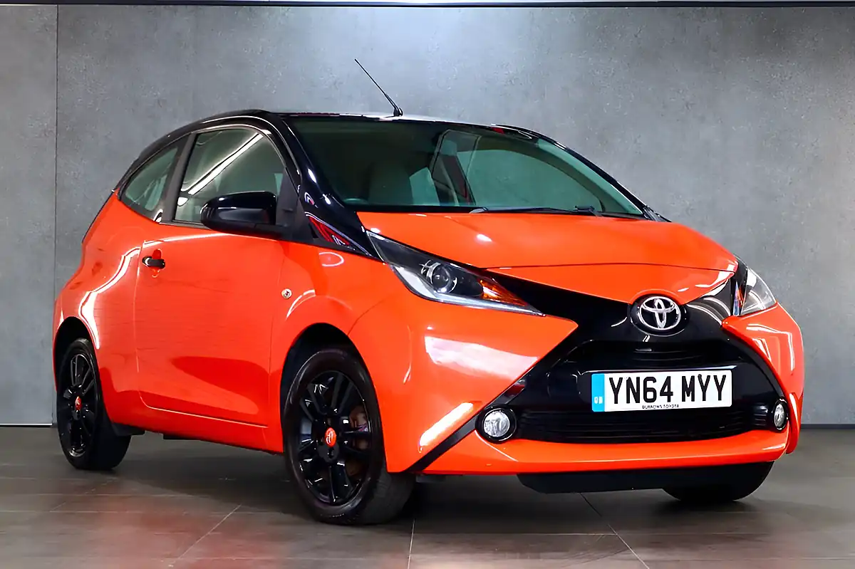 Used 2014 Toyota Aygo X-Cite Orange - Interior and Exterior details 5