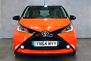 Used 2014 Toyota Aygo X-Cite Orange - Interior and Exterior details 6