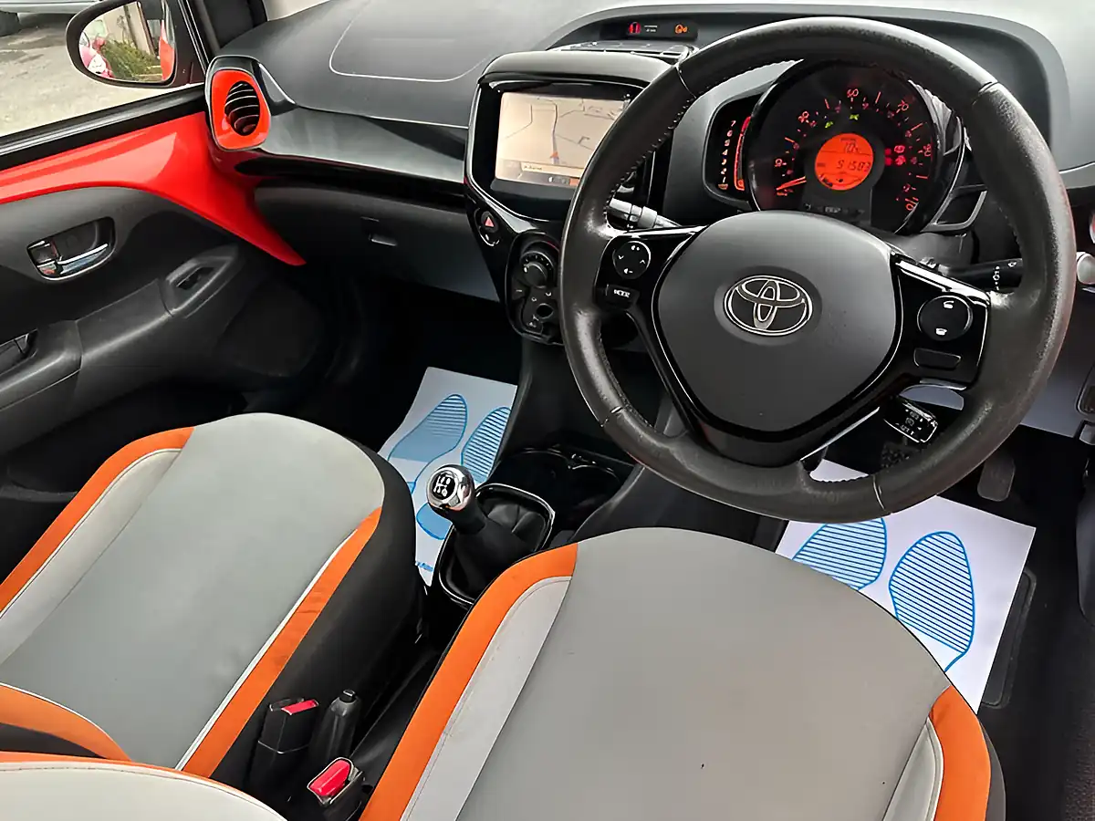 Used 2014 Toyota Aygo X-Cite Orange - Interior and Exterior details 2