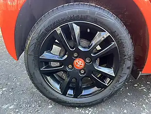 Used 2014 Toyota Aygo X-Cite Orange - Interior and Exterior details 14