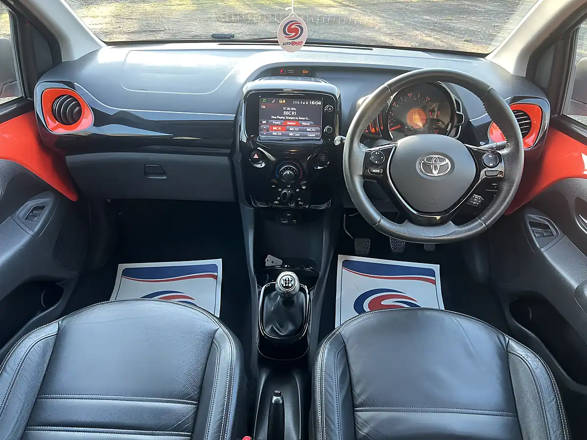 Used 2014 Toyota Aygo X-Cite Orange - Interior and Exterior details 17