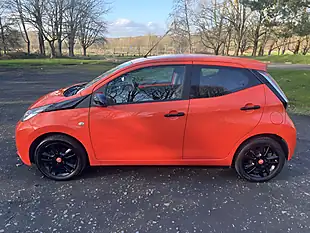 Used 2014 Toyota Aygo X-Cite Orange - Interior and Exterior details 3