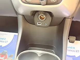 Used 2014 Toyota Aygo X-Play Red - Interior and Exterior details 18