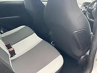 Used 2014 Toyota Aygo X-Play Silver - Interior and Exterior details 10