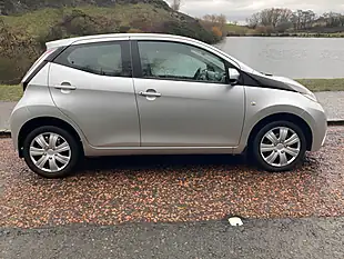 Used 2014 Toyota Aygo X-Play Silver - Interior and Exterior details 2