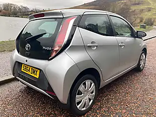 Used 2014 Toyota Aygo X-Play Silver - Interior and Exterior details 3
