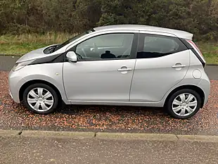 Used 2014 Toyota Aygo X-Play Silver - Interior and Exterior details 6