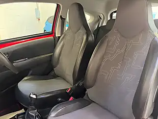 Used 2014 Toyota Aygo X-Pression Red - Interior and Exterior details 11