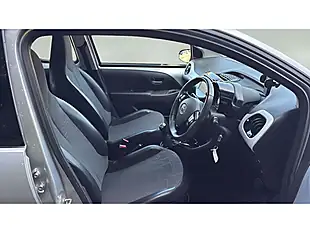 Used 2014 Toyota Aygo X-Pression Silver - Interior and Exterior details 7