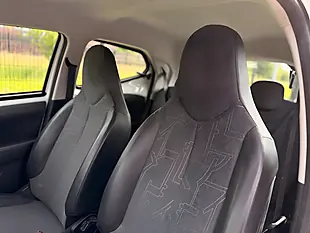 Used 2014 Toyota Aygo X-Pression White - Interior and Exterior details 19