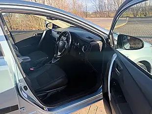 Used 2014 Toyota Blue - Interior and Exterior details 11