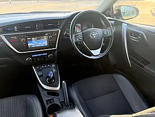 Used 2014 Toyota Blue - Interior and Exterior details 14