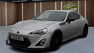 Used 2014 Toyota GT86 Coupe Silver - Interior and Exterior details 3