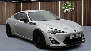 Used 2014 Toyota GT86 Coupe Silver - Interior and Exterior details 5