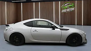 Used 2014 Toyota GT86 Coupe Silver - Interior and Exterior details 7