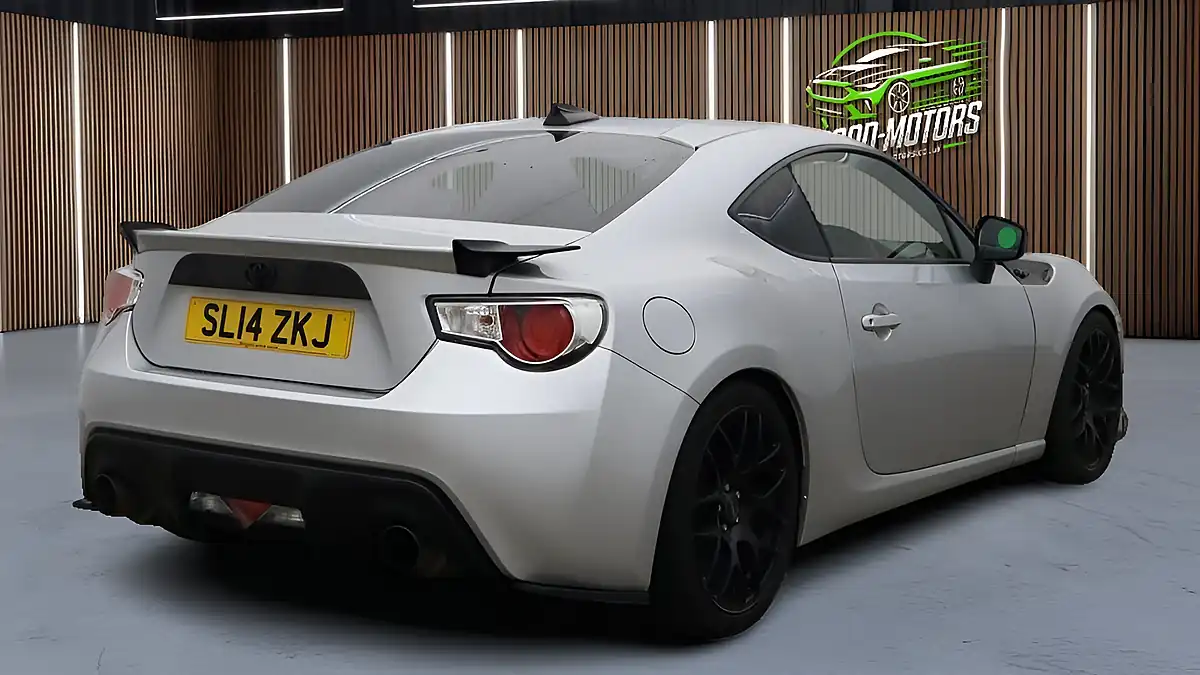 Used 2014 Toyota GT86 Coupe Silver - Interior and Exterior details 8