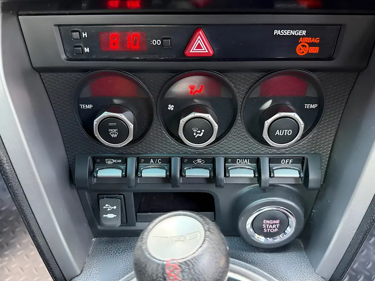 Used 2014 Toyota GT86 Trd Black - Interior and Exterior details 16
