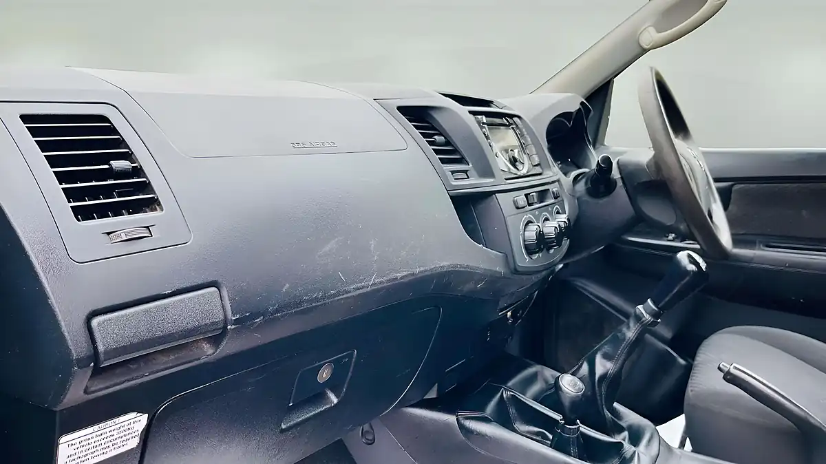 Used 2014 Toyota Hilux Active Grey - Interior and Exterior details 12