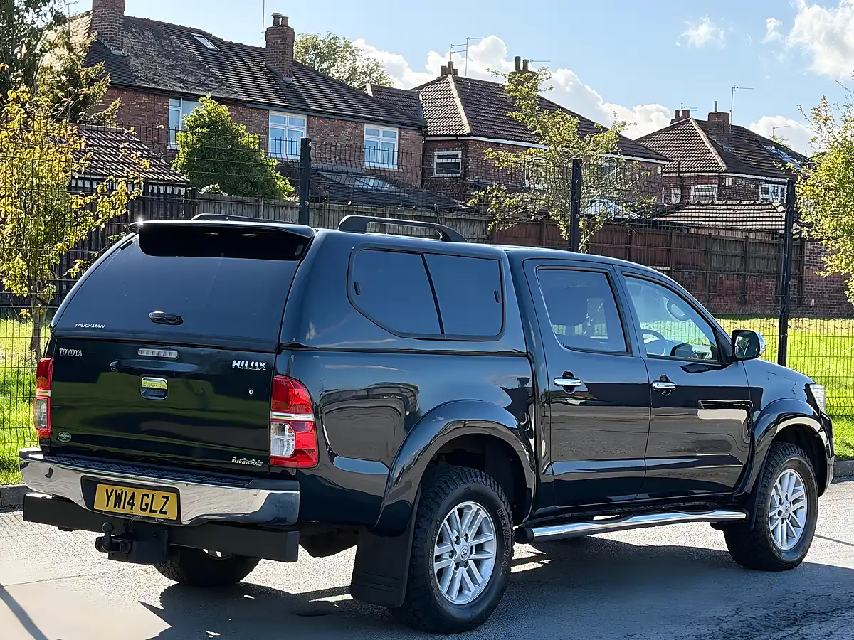 Used 2014 Toyota Hilux Invincible Grey - Interior and Exterior details 10
