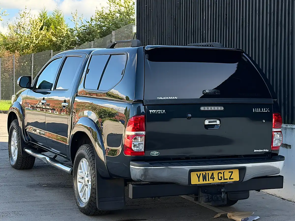 Used 2014 Toyota Hilux Invincible Grey - Interior and Exterior details 4
