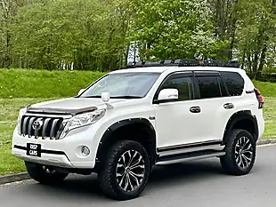Used 2014 Toyota Land Cruiser Prado Tx White - Interior and Exterior details 15