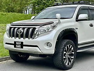 Used 2014 Toyota Land Cruiser Prado Tx White - Interior and Exterior details 16
