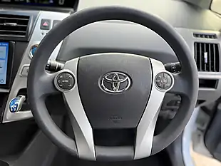 Used 2014 Toyota Prius+ Excel White - Interior and Exterior details 15