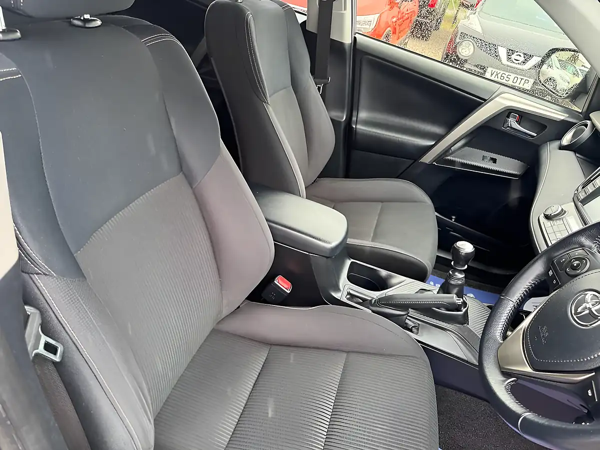 Used 2014 Toyota RAV4 Icon Blue - Interior and Exterior details 17